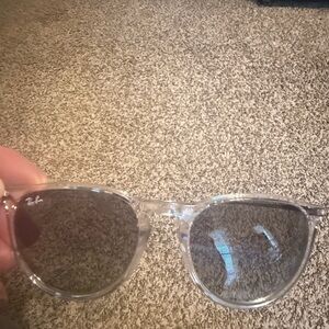 Ladies Ray Ban Erika 0RB4171 Sunglasses AUTHENTIC!